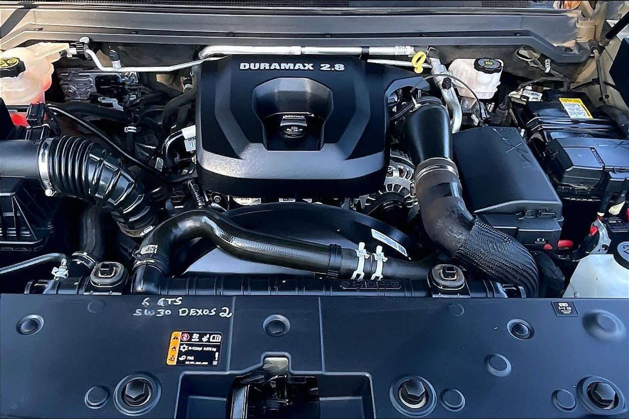 2022 GMC Canyon 4WD AT4 w/Leather Roseville CA