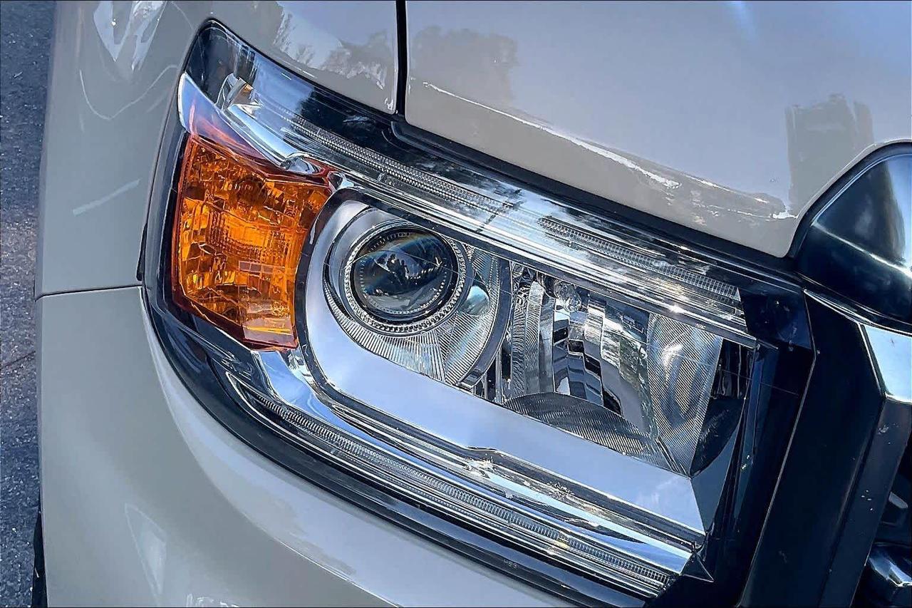 2022 GMC Canyon 4WD AT4 w/Leather Roseville CA