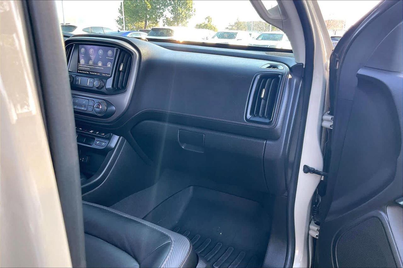 2022 GMC Canyon 4WD AT4 w/Leather Roseville CA