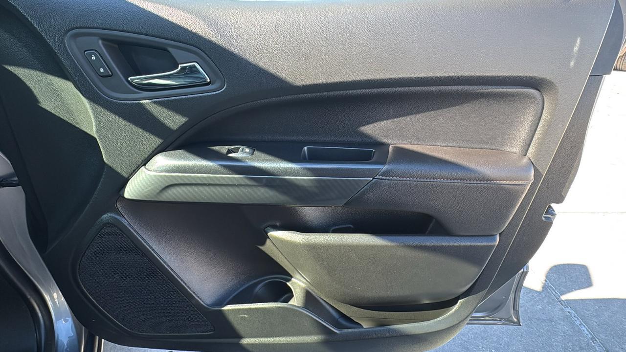 2022 GMC Canyon 4WD AT4 w/Leather New Braunfels TX