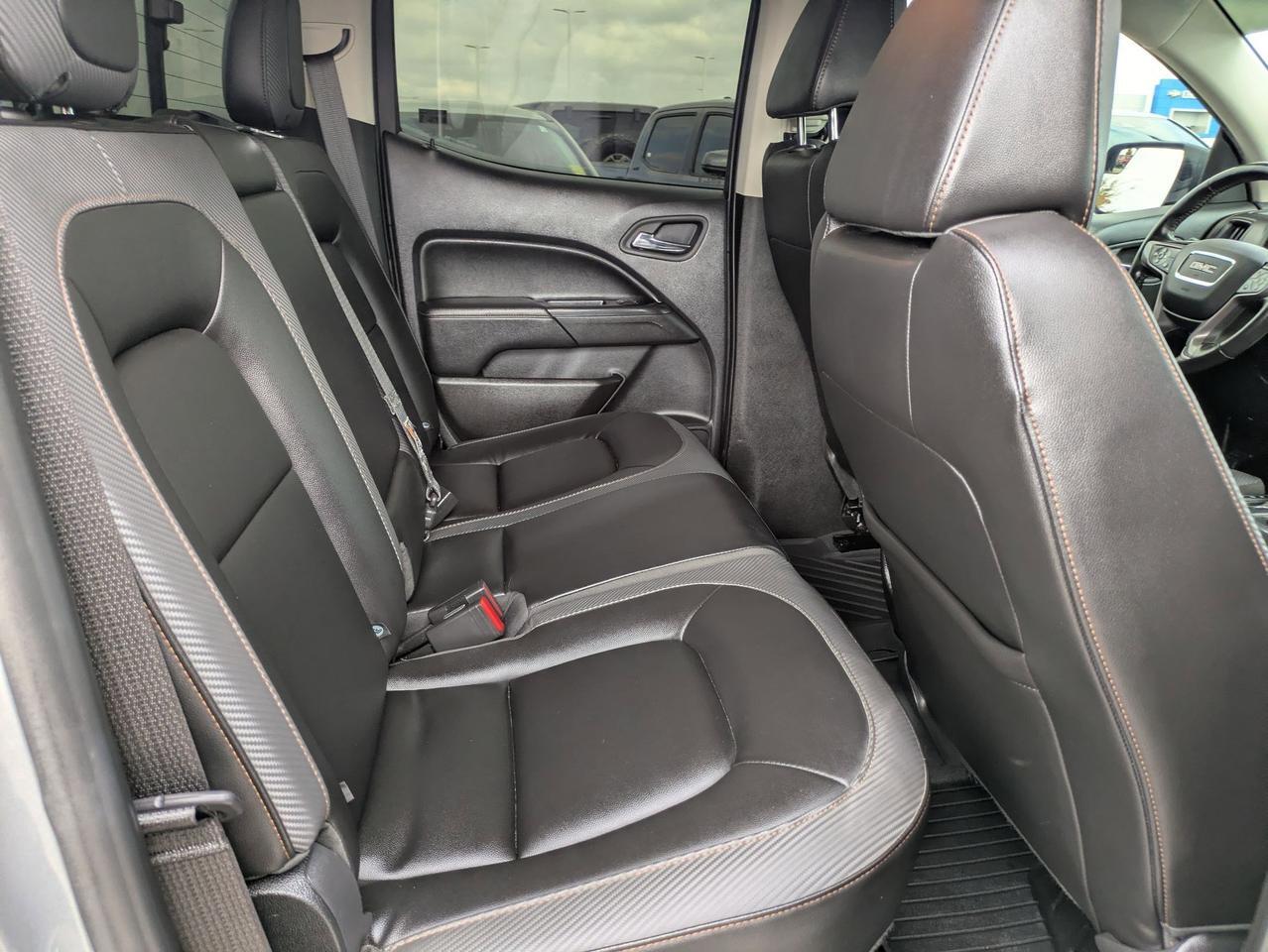 2022 GMC Canyon 4WD AT4 w/Leather Castroville TX