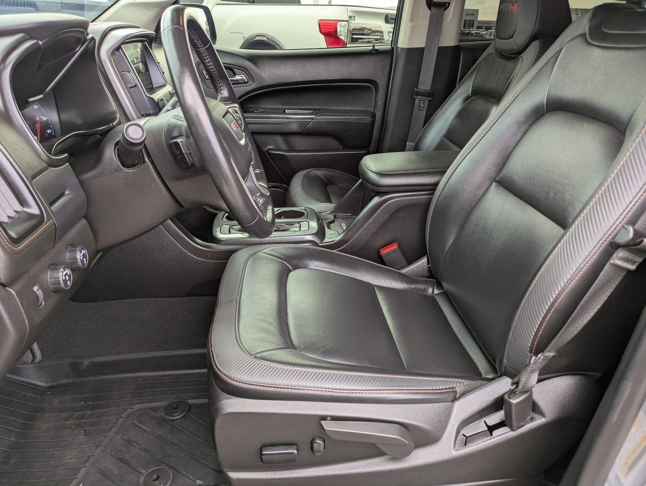 2022 GMC Canyon 4WD AT4 w/Leather Castroville TX