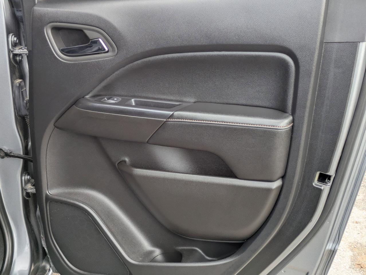 2022 GMC Canyon 4WD AT4 w/Leather Castroville TX