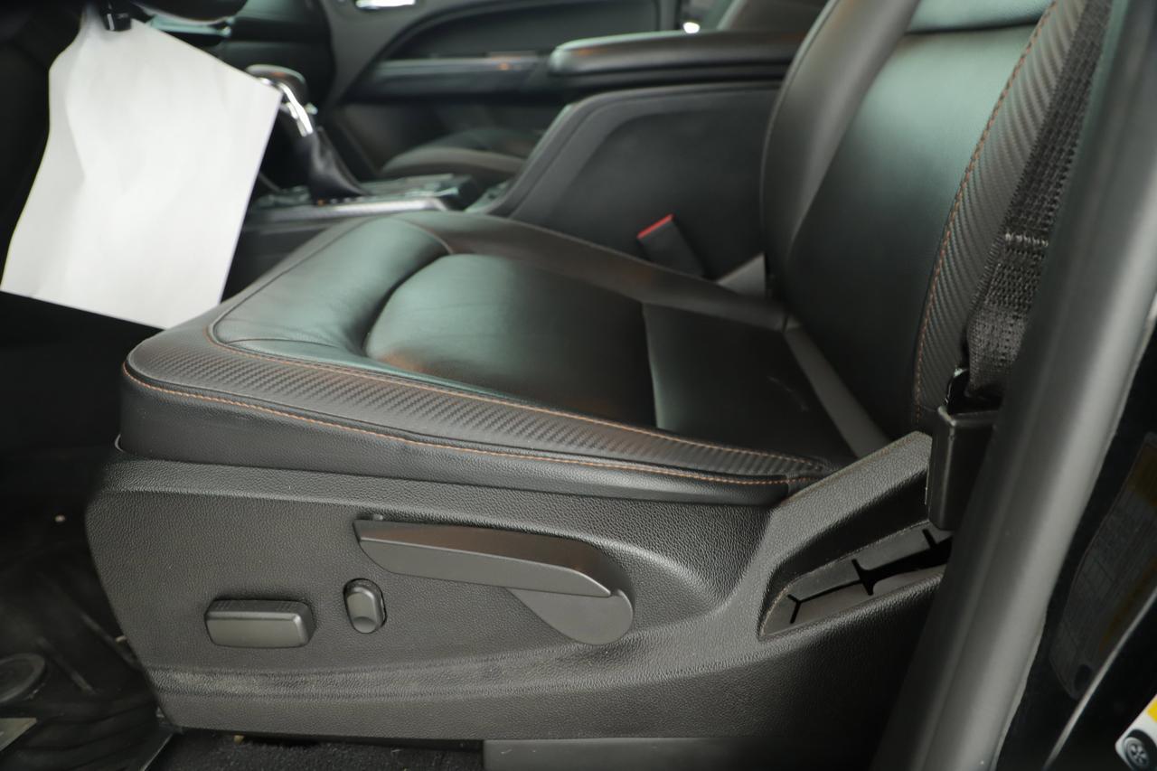 2022 GMC Canyon 4WD AT4 with Leather New Braunfels TX