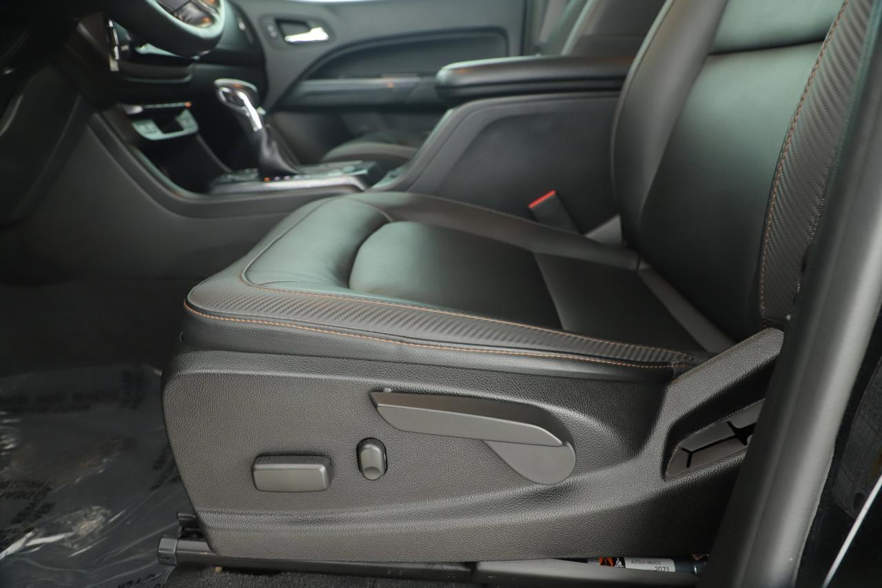 2022 GMC Canyon 4WD AT4 with Leather New Braunfels TX