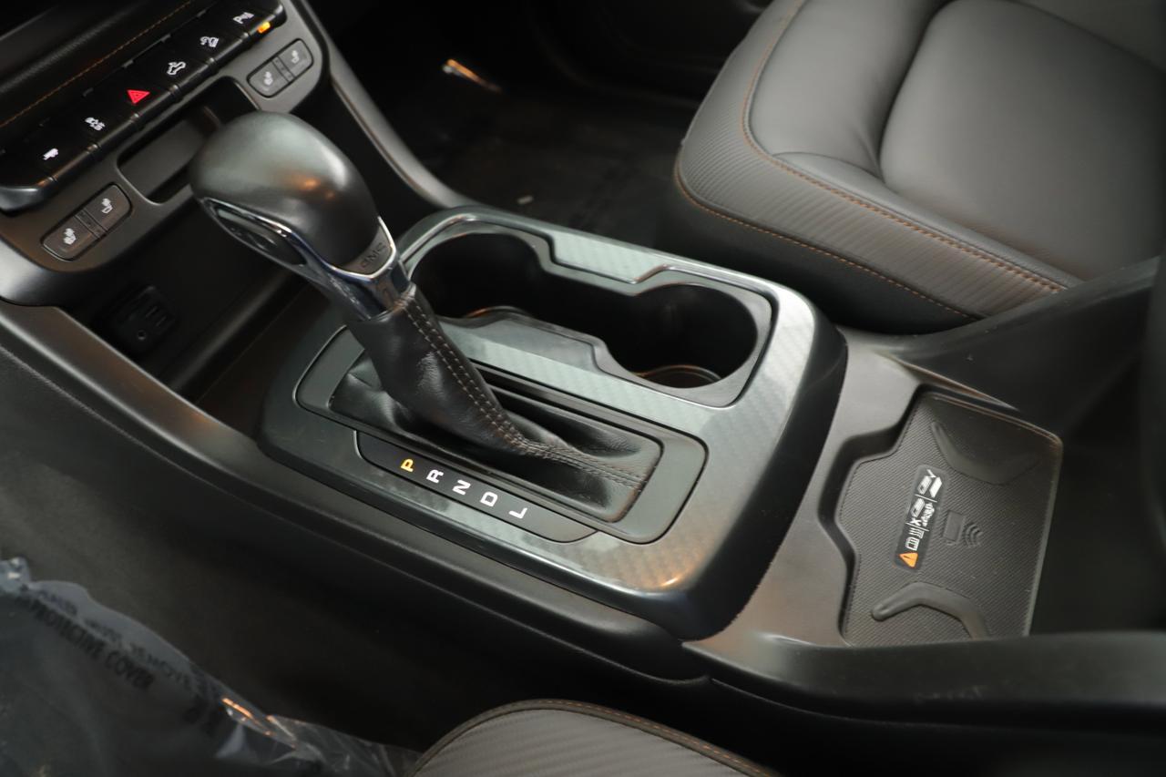 2022 GMC Canyon 4WD AT4 with Leather New Braunfels TX