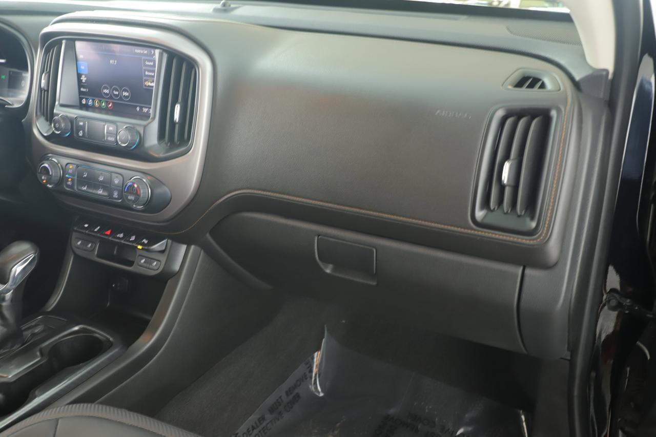 2022 GMC Canyon 4WD AT4 with Leather New Braunfels TX