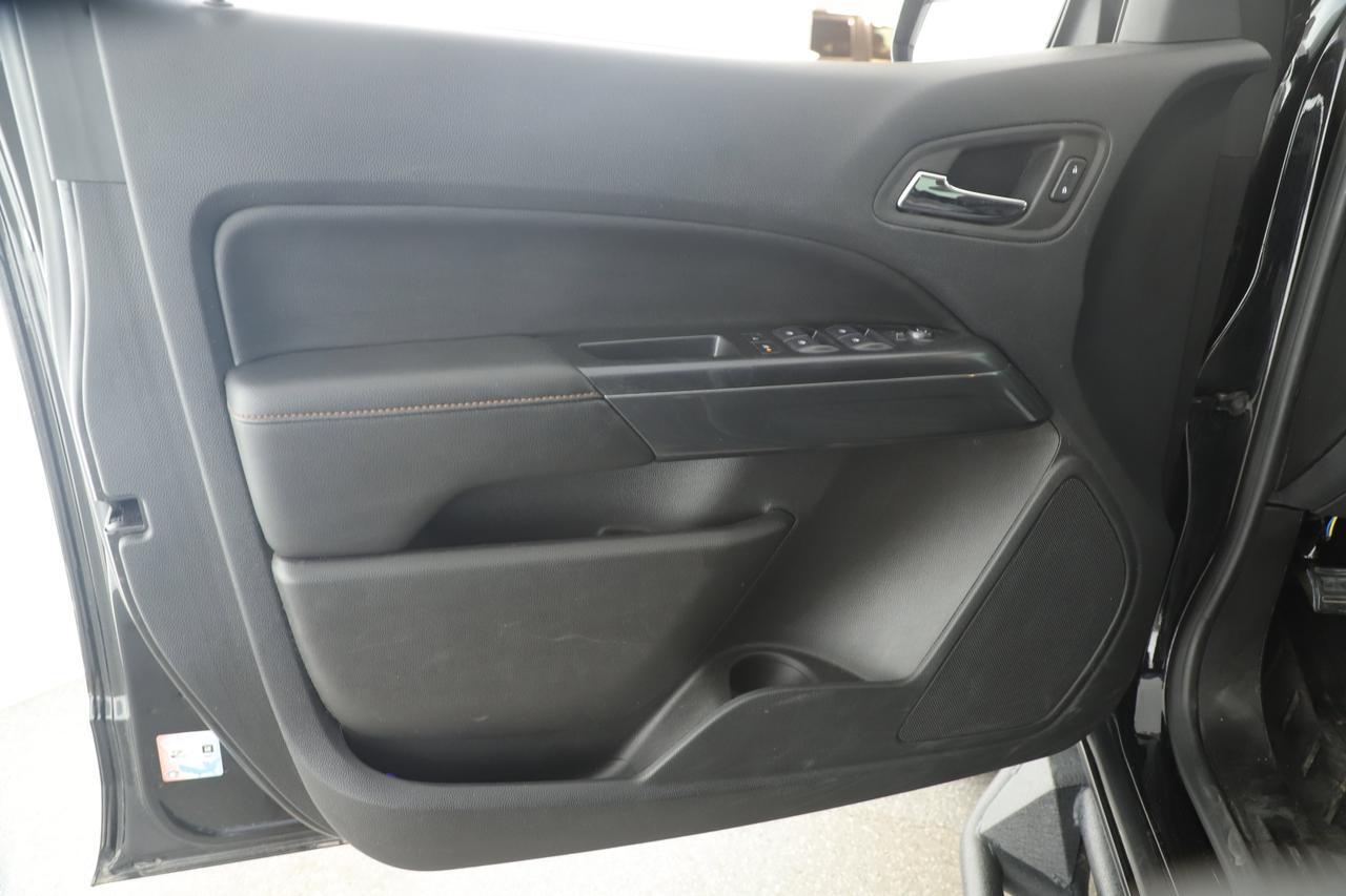 2022 GMC Canyon 4WD AT4 with Leather New Braunfels TX