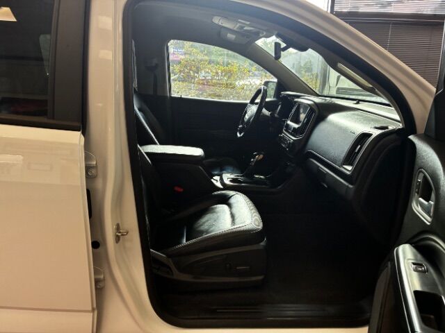 2022 GMC Canyon 4WD Crew Cab Short Box AT4 - Leather Kannapolis NC