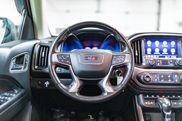 2022 GMC Canyon 4x4 Crew Cab AT4 Leather Nav BCam Red Deer AB