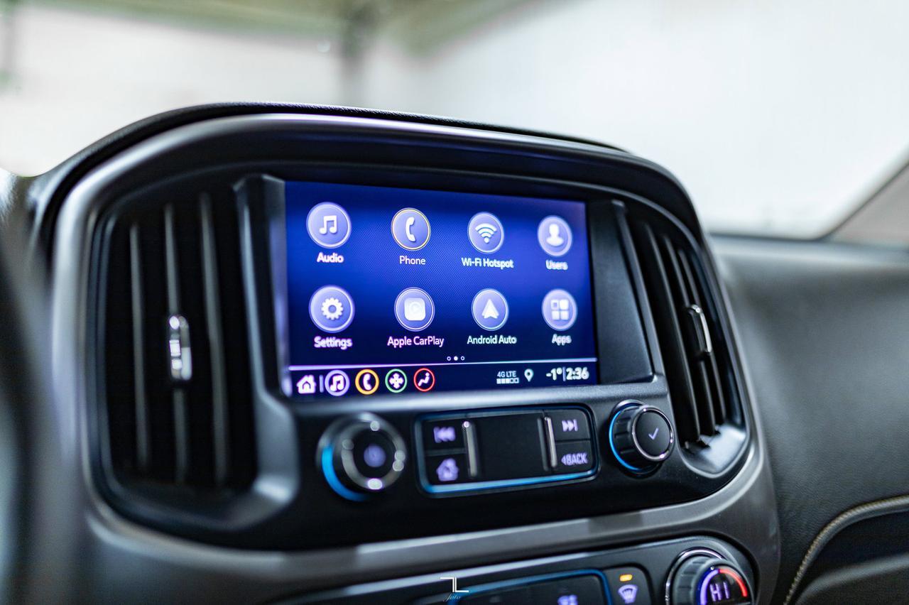 2022 GMC Canyon 4x4 Crew Cab AT4 Leather Nav BCam Red Deer AB