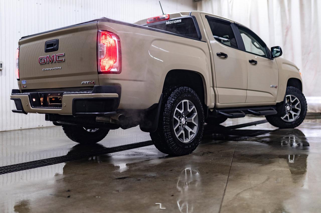 2022 GMC Canyon 4x4 Crew Cab AT4 Leather Nav BCam Red Deer AB