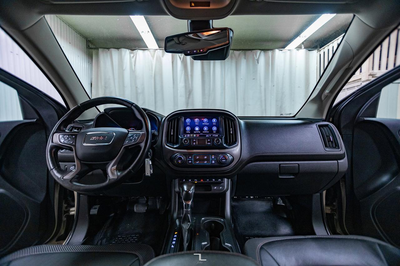 2022 GMC Canyon 4x4 Crew Cab AT4 Leather Nav BCam Red Deer AB