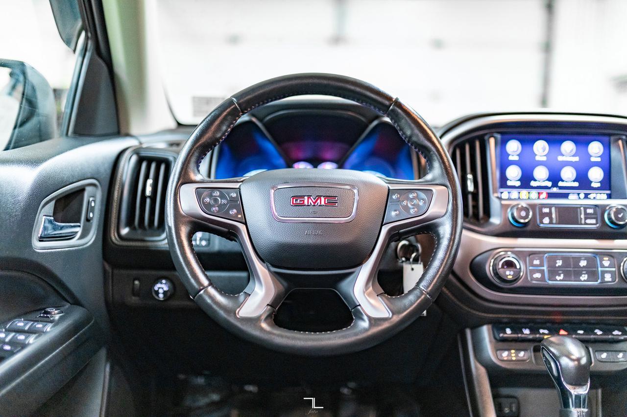 2022 GMC Canyon 4x4 Crew Cab AT4 Leather Nav BCam Red Deer AB