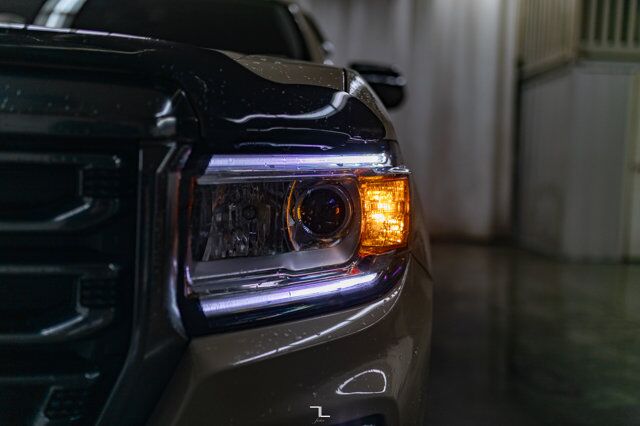 2022 GMC Canyon 4x4 Crew Cab AT4 Leather Nav BCam Red Deer AB