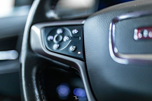 2022 GMC Canyon 4x4 Crew Cab AT4 Leather Nav BCam Red Deer AB