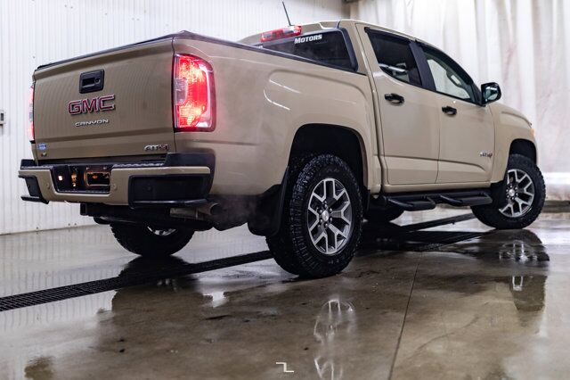 2022 GMC Canyon 4x4 Crew Cab AT4 Leather Nav BCam Red Deer AB
