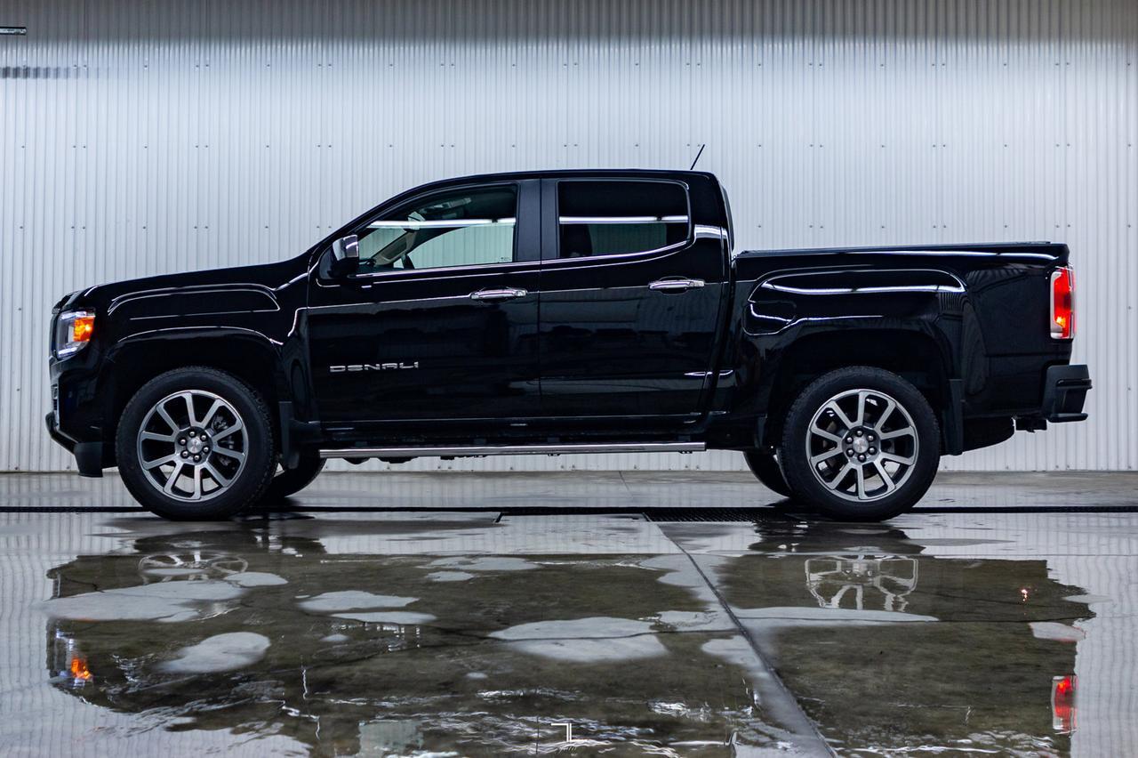 2022 GMC Canyon 4x4 Crew Cab Denali Leather Nav BCam Red Deer AB