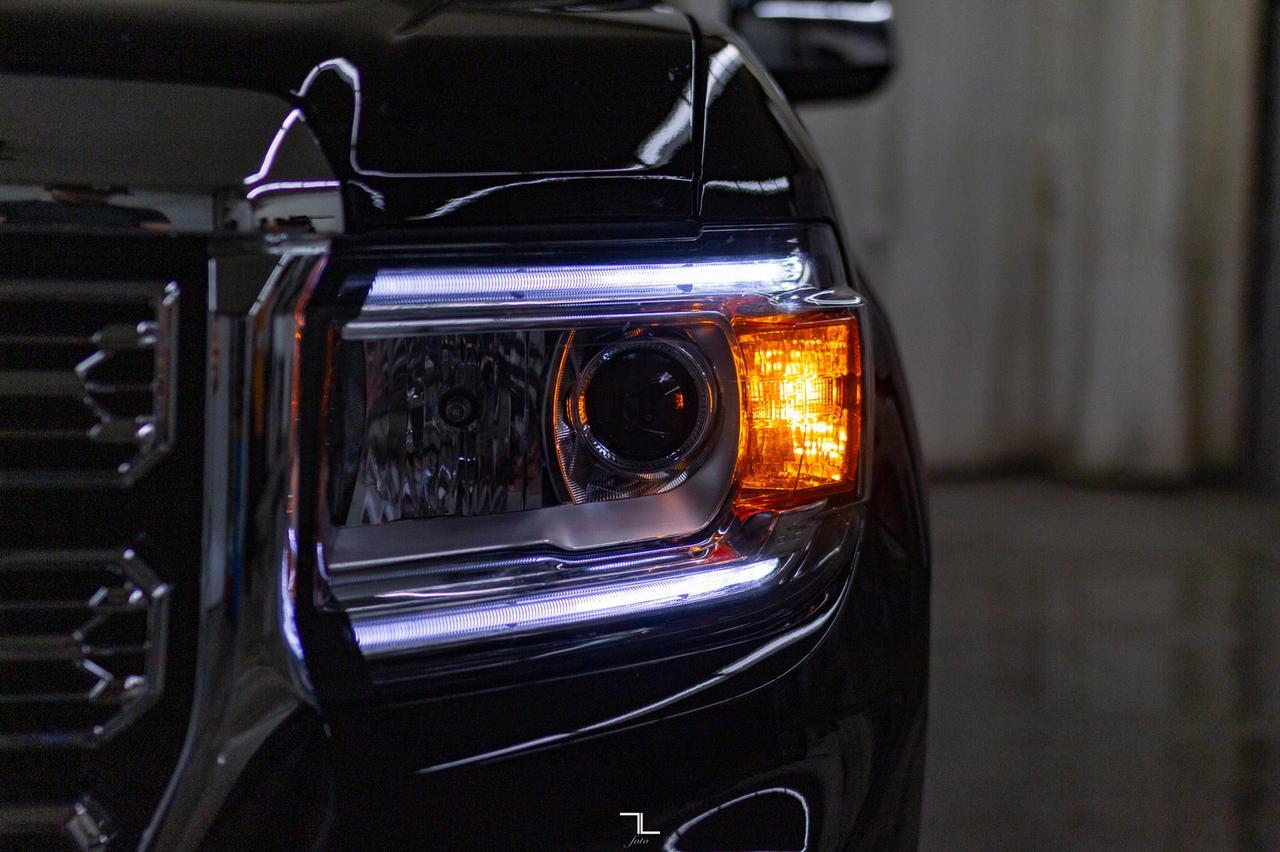 2022 GMC Canyon 4x4 Crew Cab Denali Leather Nav BCam Red Deer AB