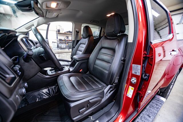 2022 GMC Canyon 4x4 Crew Cab Denali Leather Nav BCam Red Deer AB