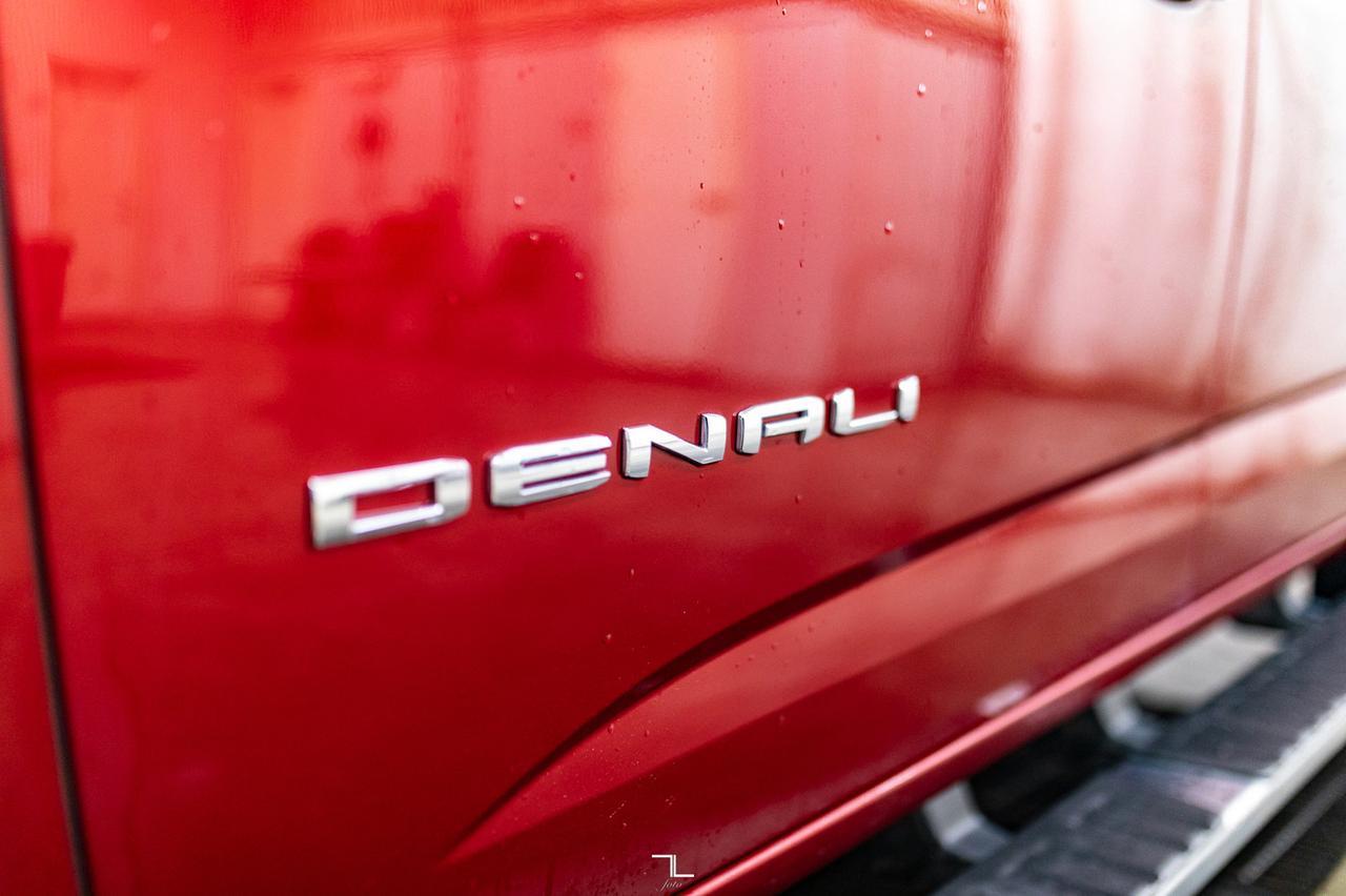 2022 GMC Canyon 4x4 Crew Cab Denali Leather Nav BCam Red Deer AB