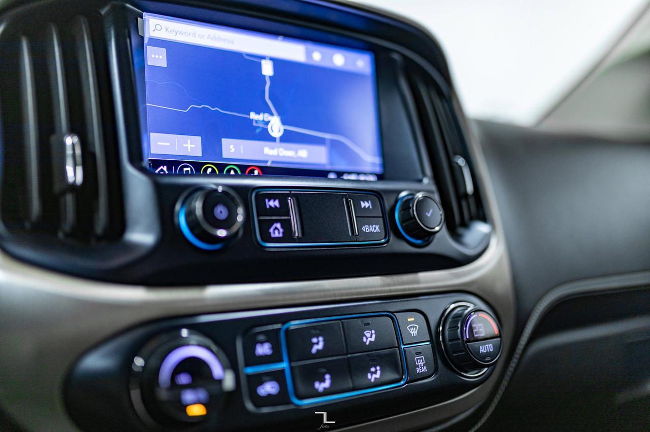 2022 GMC Canyon 4x4 Crew Cab Denali Leather Nav BCam Red Deer AB