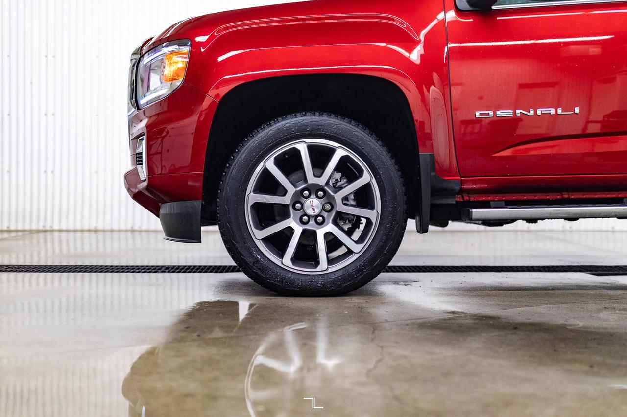 2022 GMC Canyon 4x4 Crew Cab Denali Leather Nav BCam Red Deer AB
