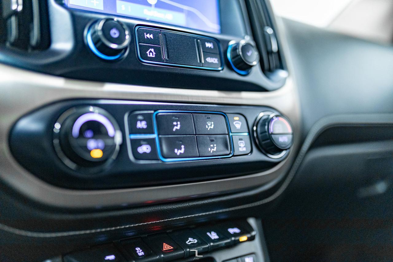 2022 GMC Canyon 4x4 Crew Cab Denali Leather Nav BCam Red Deer AB