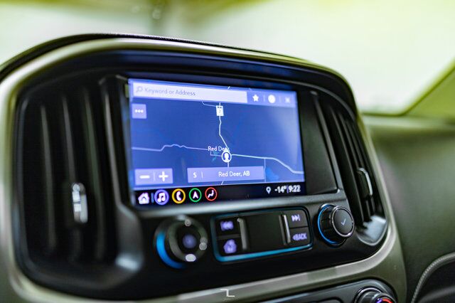 2022 GMC Canyon 4x4 Crew Cab Denali Leather Nav BCam Red Deer AB