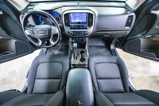 2022 GMC Canyon 4x4 Crew Cab Elevation Nav BCam Red Deer AB