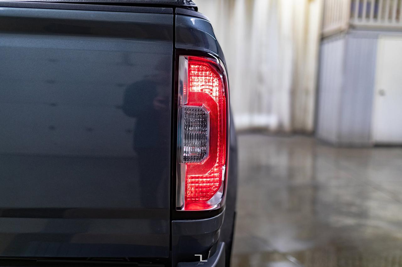 2022 GMC Canyon 4x4 Crew Cab Elevation Nav BCam Red Deer AB