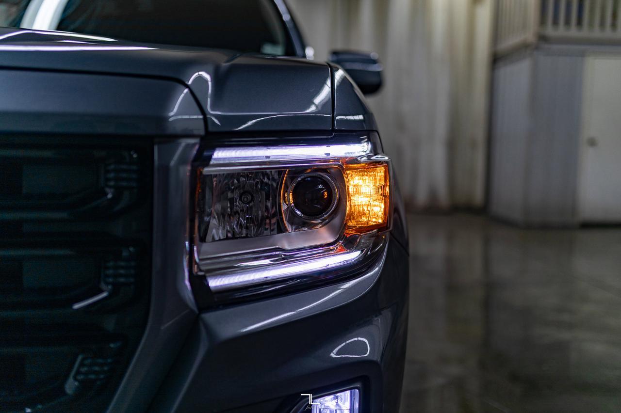 2022 GMC Canyon 4x4 Crew Cab Elevation Nav BCam Red Deer AB