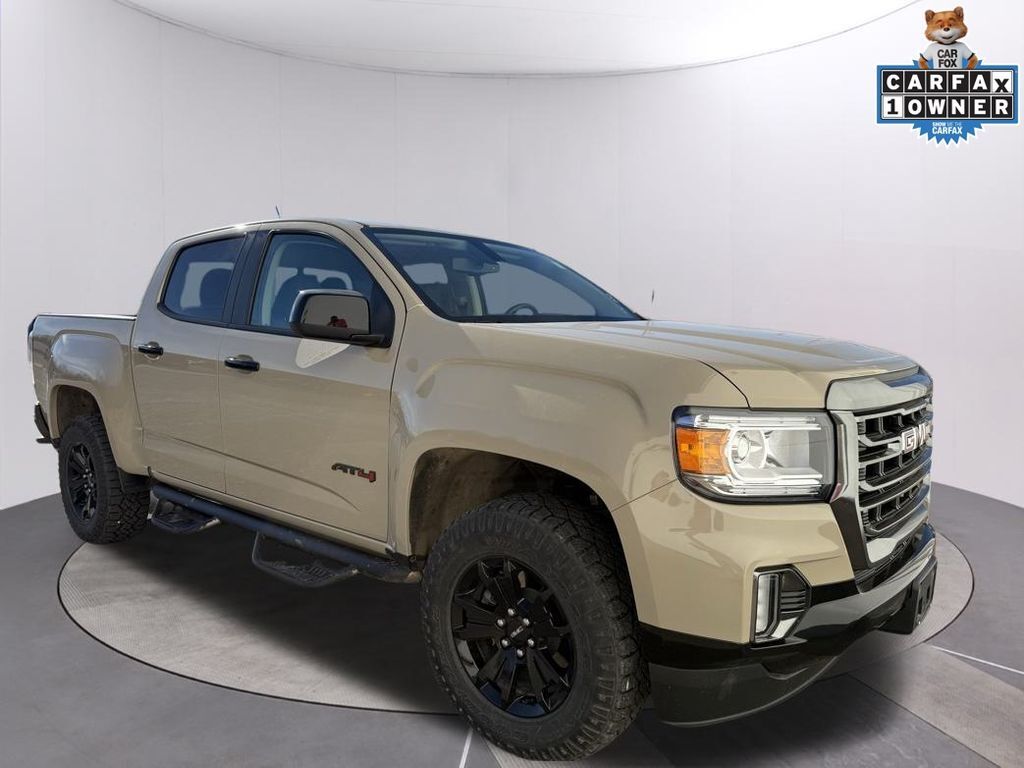 2022 GMC Canyon AT4 w/Leather