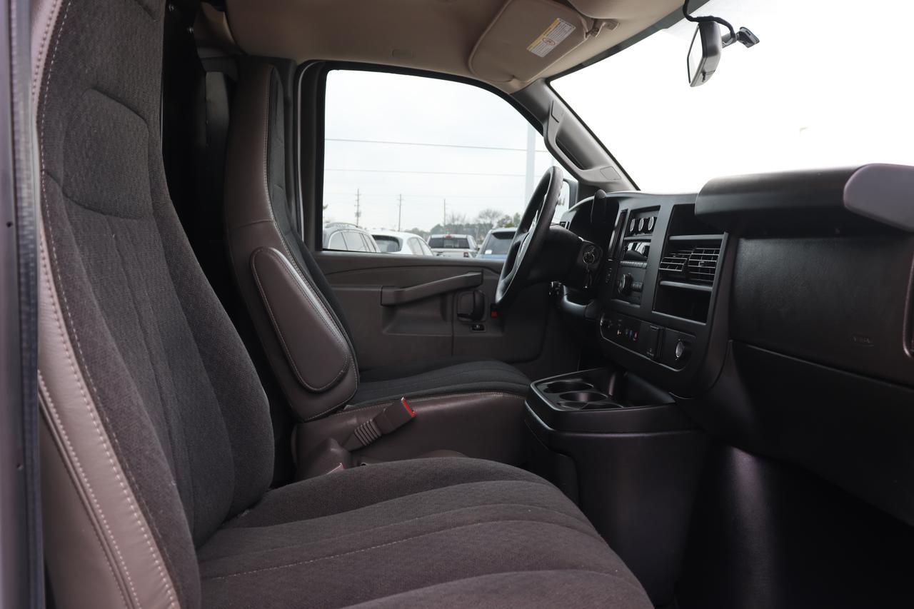 2022 GMC SAVANA G2500 Houston TX