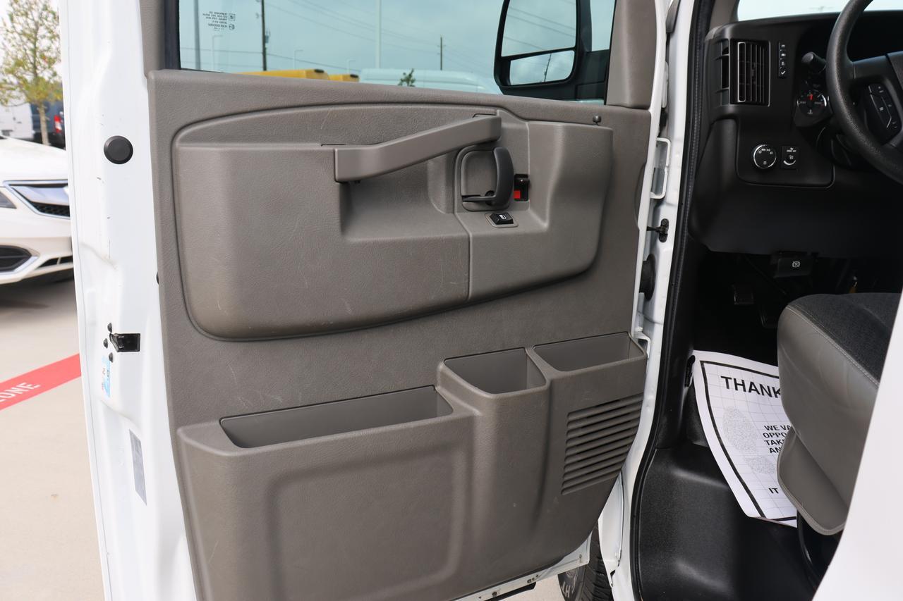 2022 GMC SAVANA G2500 Houston TX