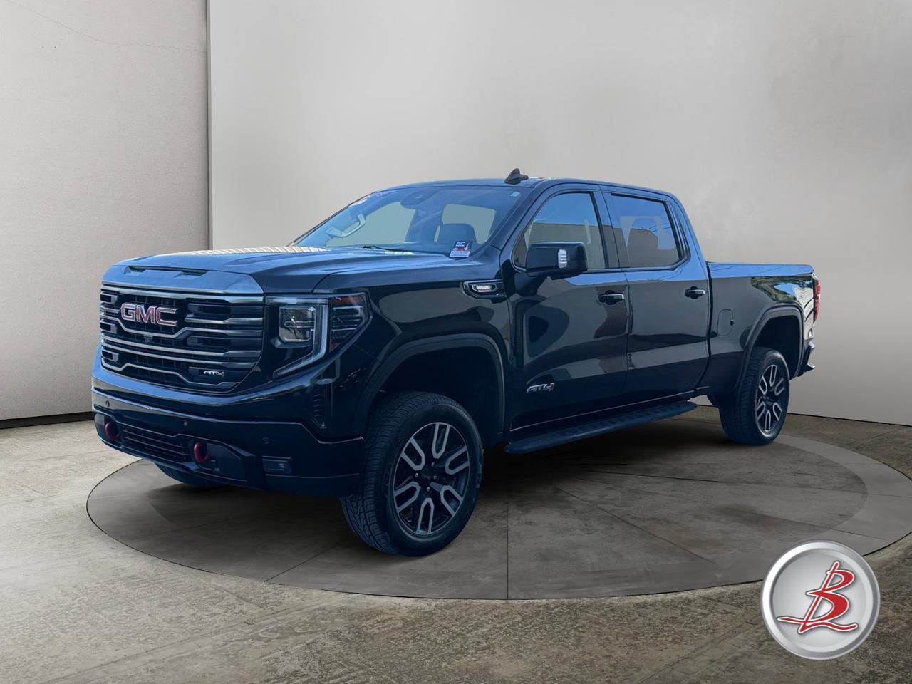 2022 GMC SIERRA 1500 Crew Cab 4x4 AT4 Premium/Technology - Duramax Diesel Long Box