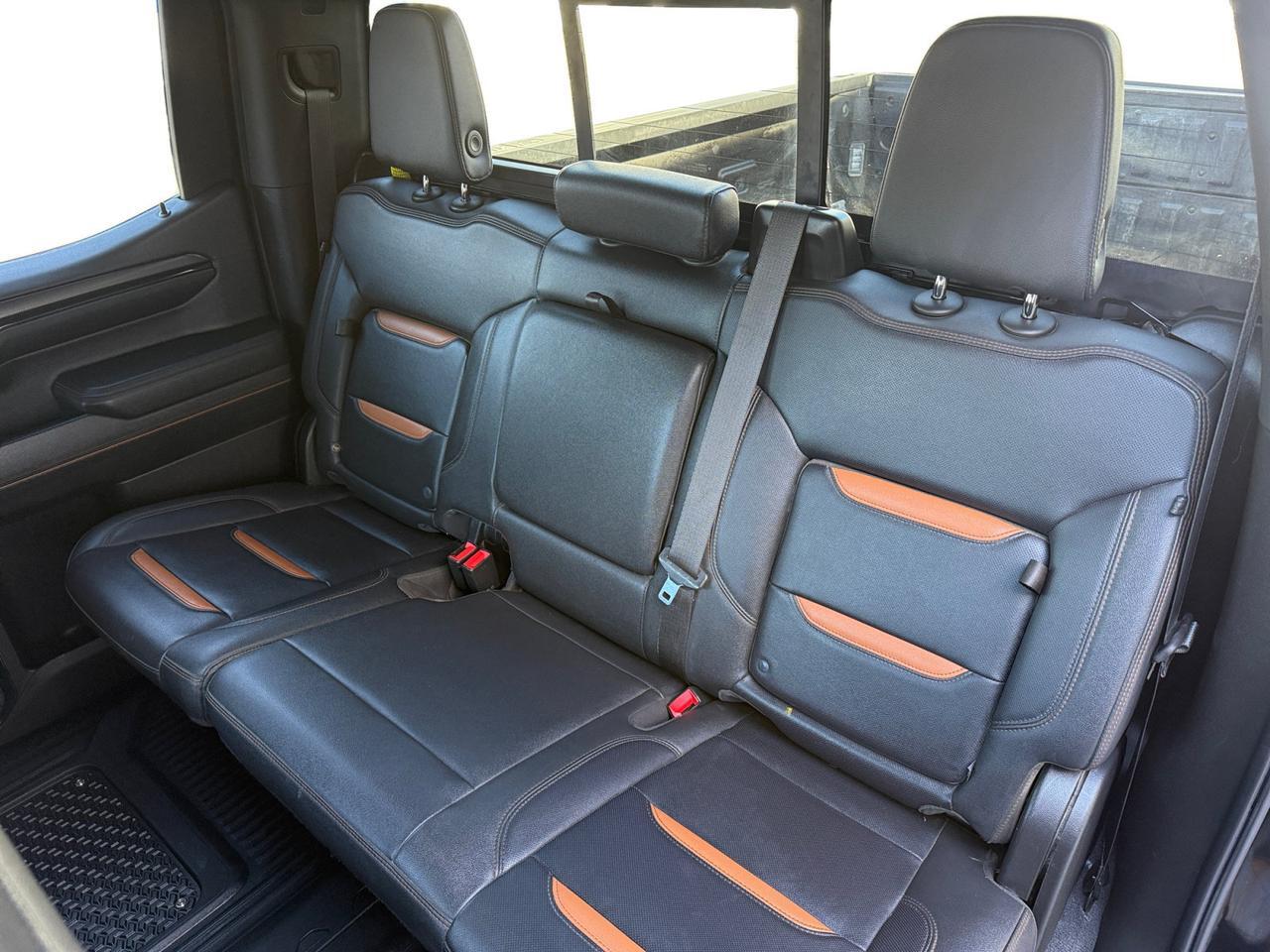 2022 GMC SIERRA 1500 Crew Cab 4x4 AT4 Premium/Technology - Duramax Diesel Long Box Salt Lake City UT