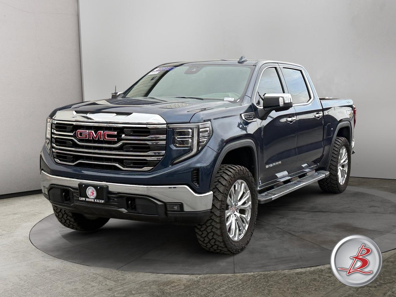 2022 GMC SIERRA 1500 Crew Cab 4x4 SLT Z71