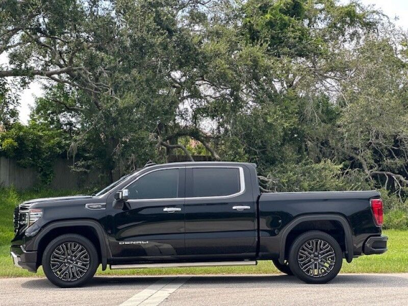 2022 GMC SIERRA 1500 DENALI ULTIMATE LEATHER SUNROOF 4X4 LIKE NEW TRUCK LOADED FREE SHIPPING IN FLORIDA Sarasota FL