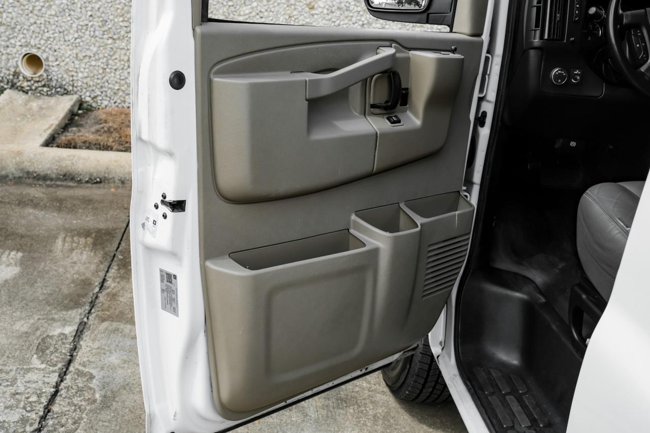 2022 GMC Savana Cargo Van Farmers Branch TX