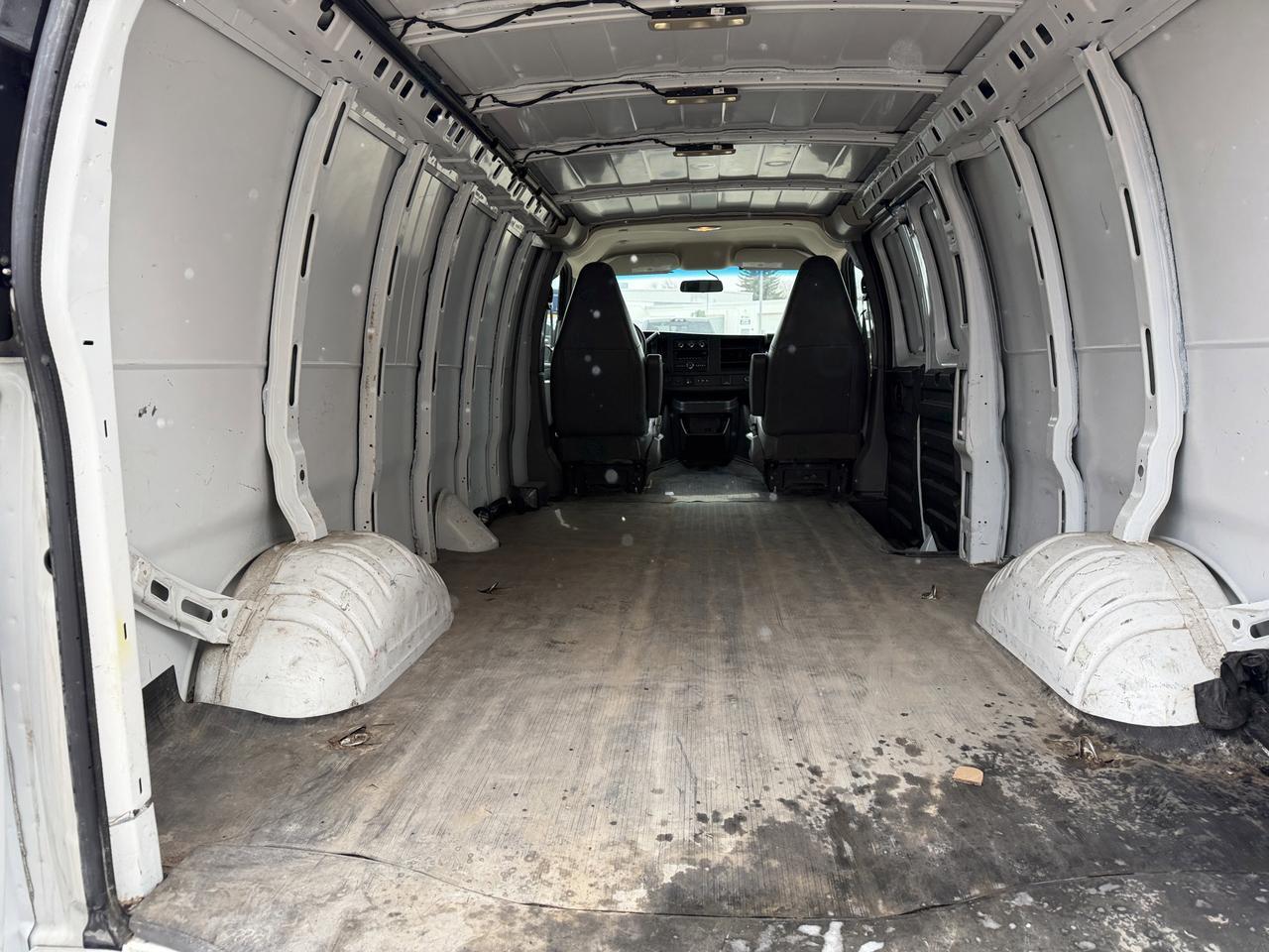 2022 GMC Savana Cargo Van 2500 | V6 | RWD | 155IN Wheelbase | Backup Camera | Convenience Package | Power Windows Locks Redwater AB