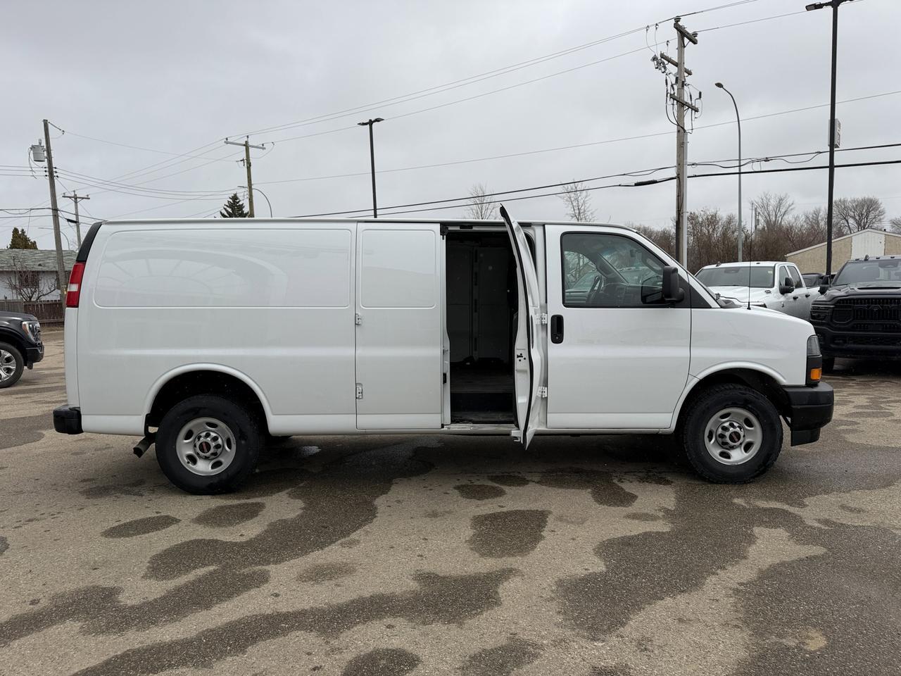 2022 GMC Savana Cargo Van 2500 | V6 | RWD | 155IN Wheelbase | Backup Camera | Convenience Package | Power Windows Locks Redwater AB