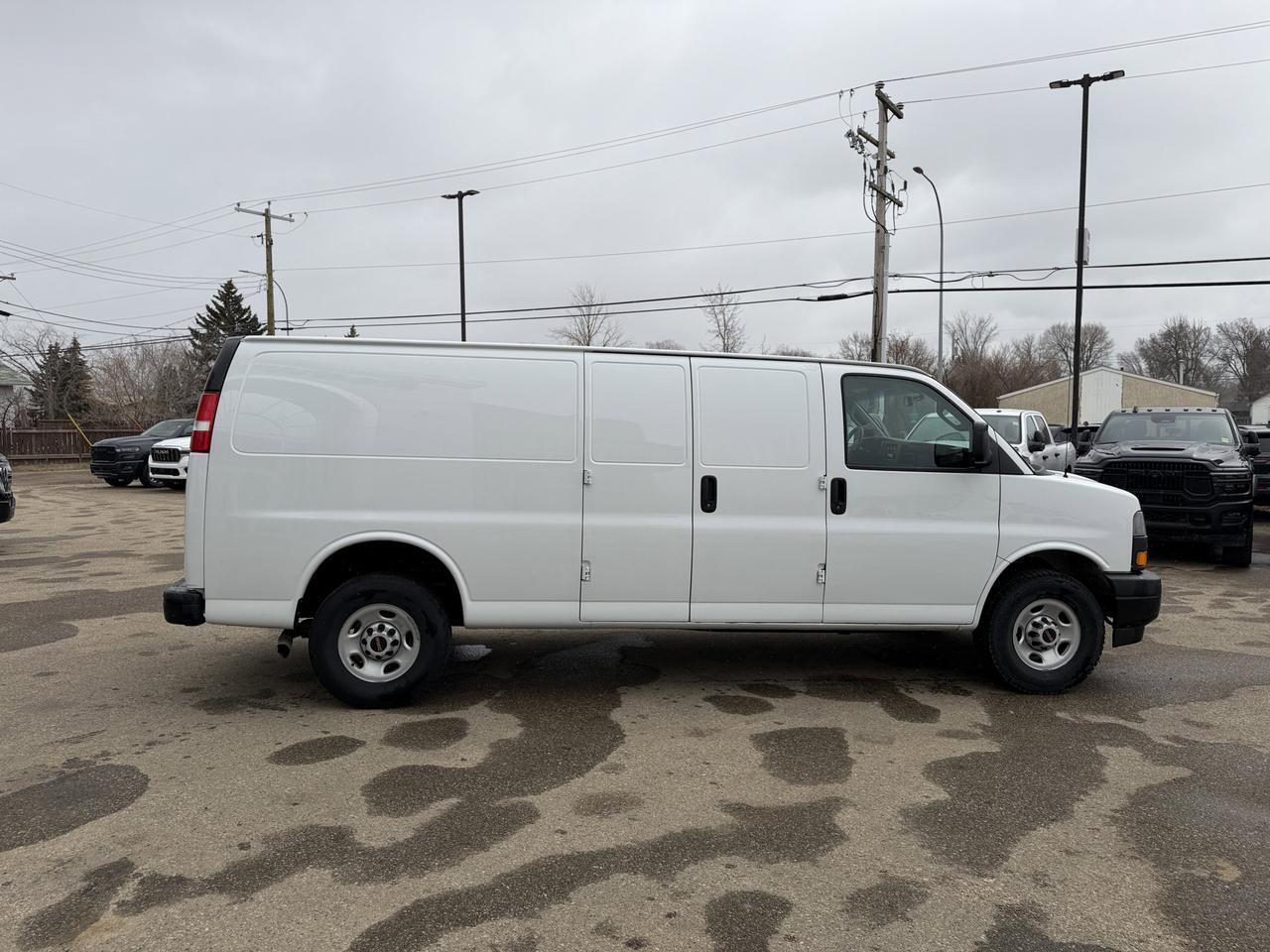 2022 GMC Savana Cargo Van 2500 | V6 | RWD | 155IN Wheelbase | Backup Camera | Convenience Package | Power Windows Locks Redwater AB