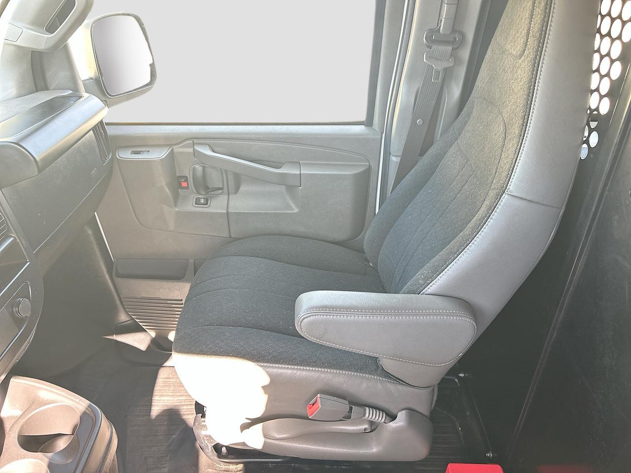 2022 GMC Savana Cargo Van RWD 2500 Venice FL