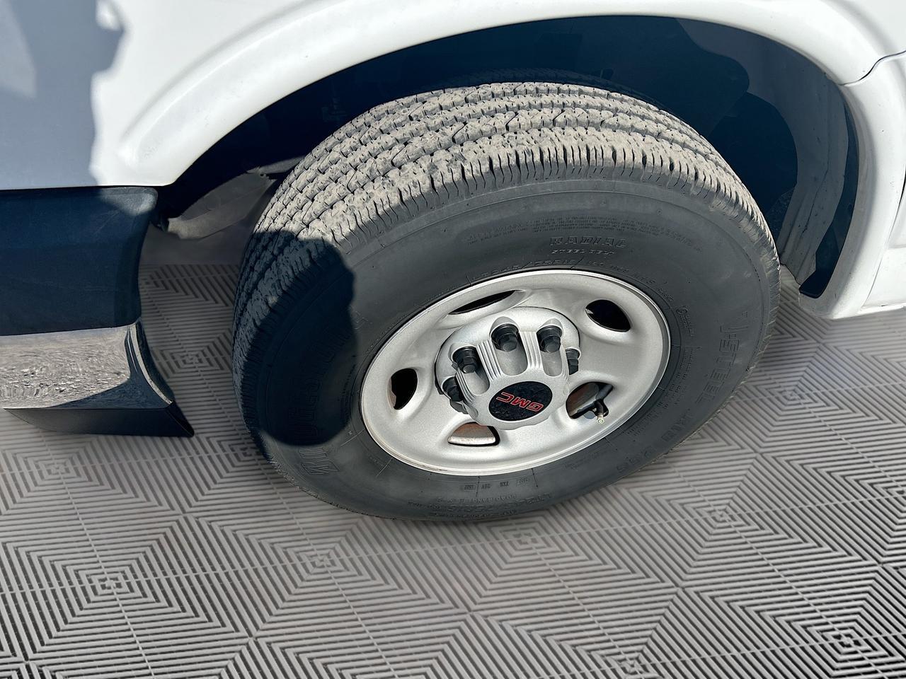 2022 GMC Savana Cargo Van RWD 2500 Venice FL