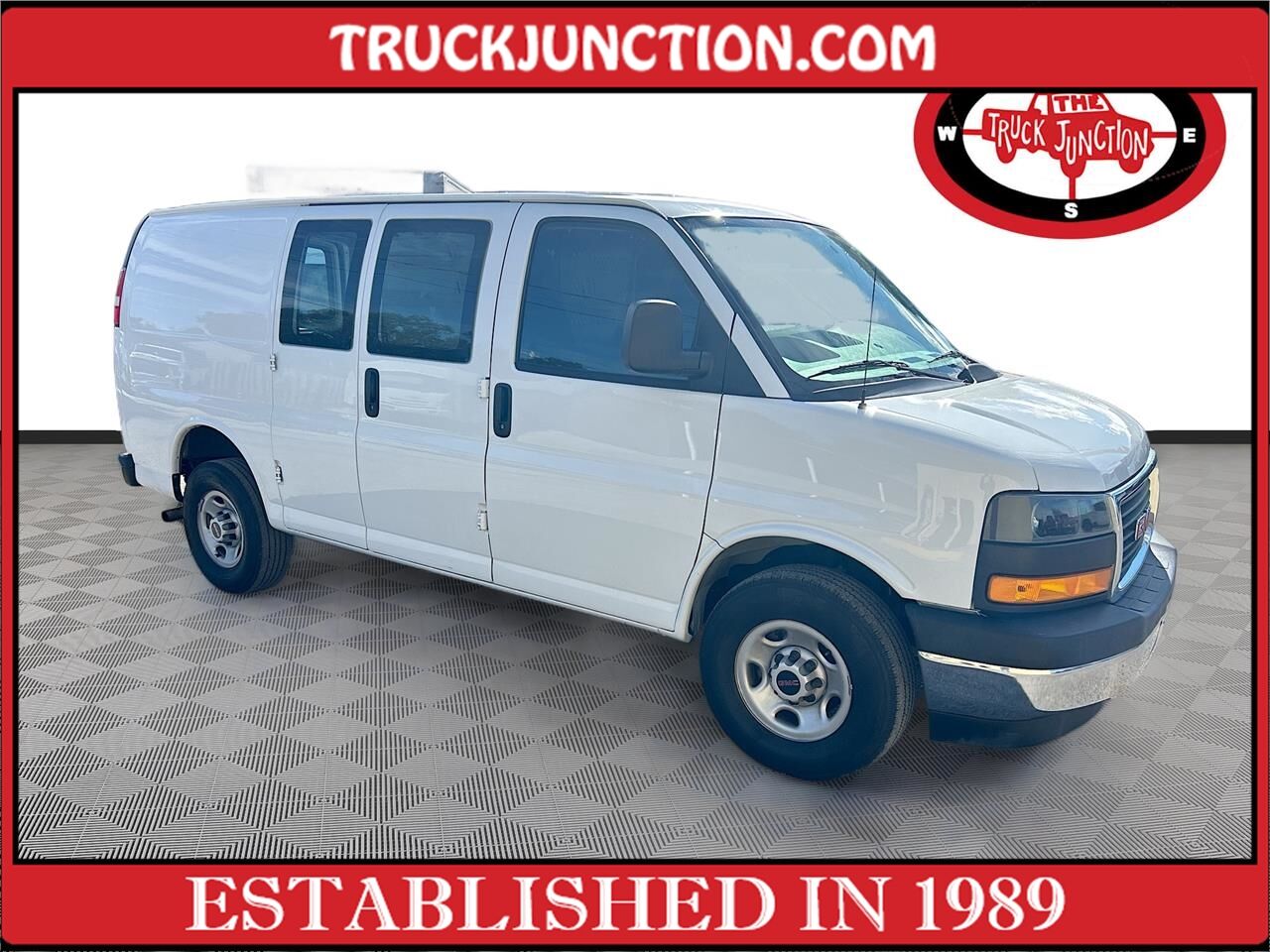2022 GMC Savana Cargo Van RWD 2500