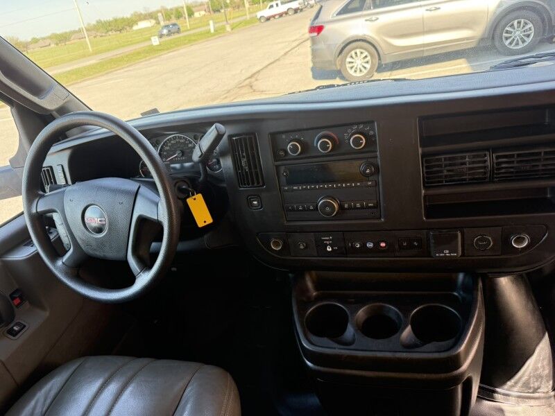 2022 GMC Savana G3500 Box Van Collinsville OK