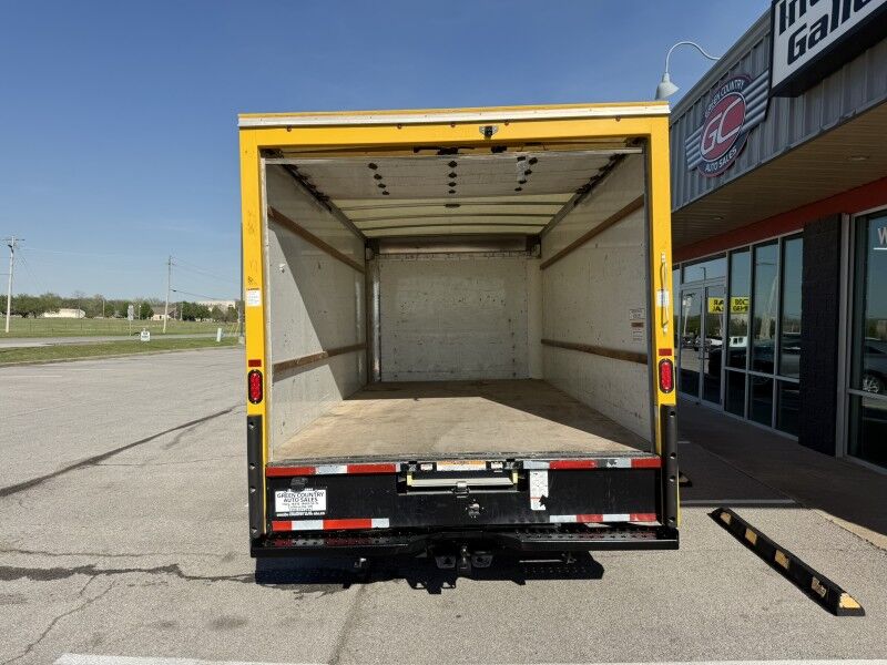 2022 GMC Savana G3500 Box Van Collinsville OK