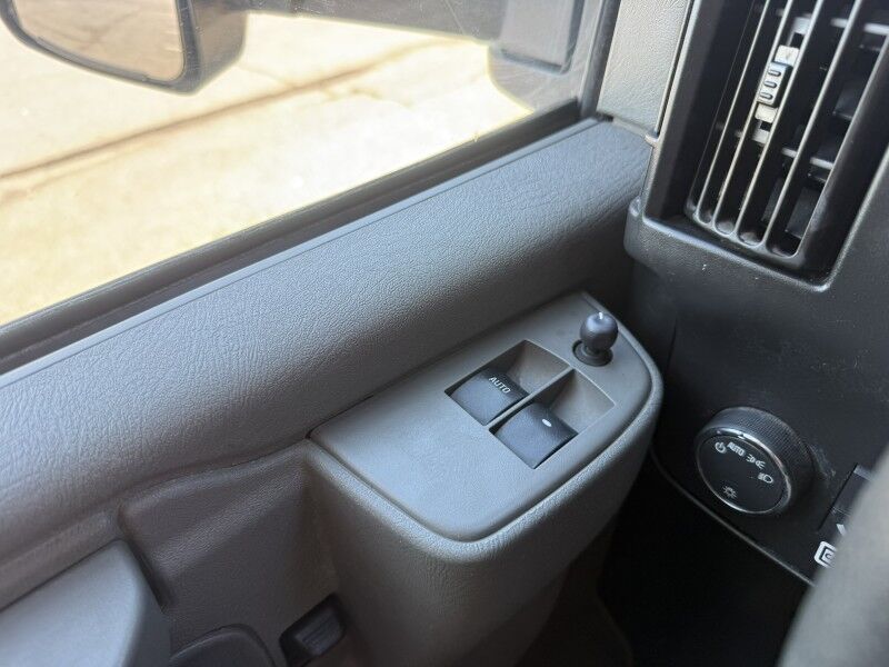 2022 GMC Savana G3500 Box Van Collinsville OK