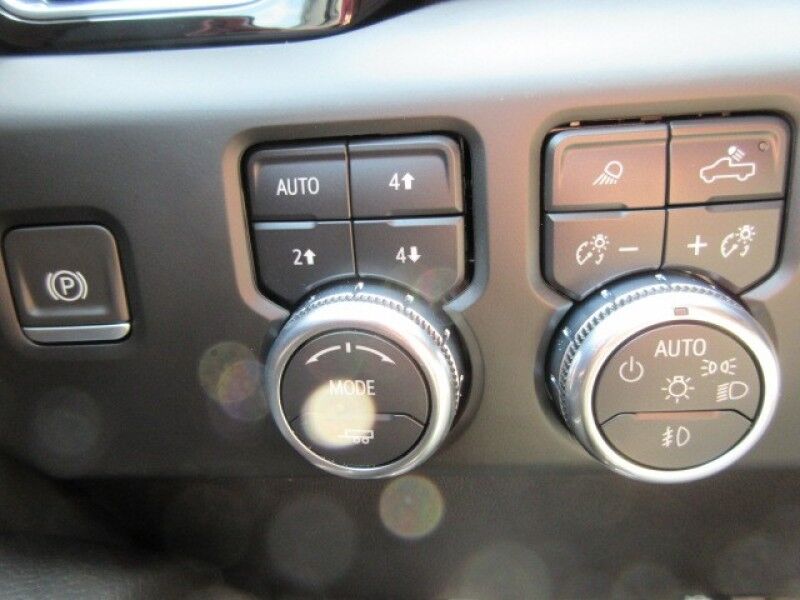 2022 GMC Sierra 1500 4WD Crew Cab 147&quot; Denali Saint George SC